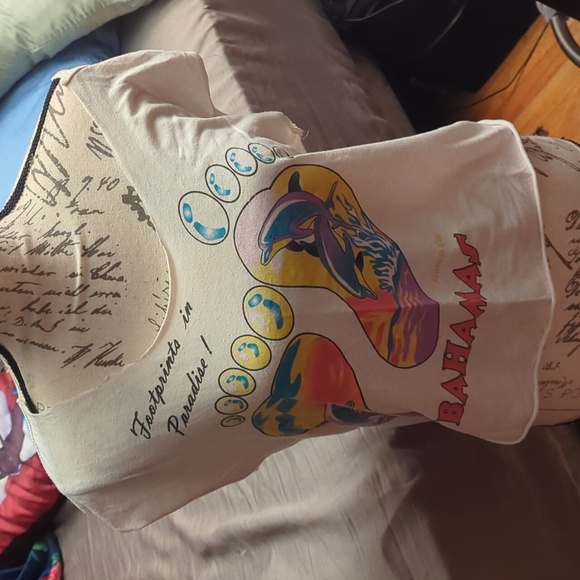 Footprints in paradise destroyed tee - Picture 2 of 4